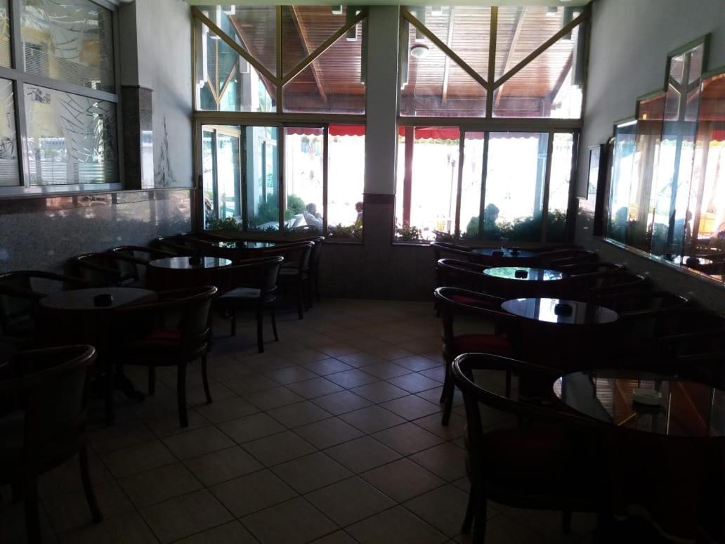Hotel Choumis Haj Messaoud العرائش المظهر الخارجي الصورة