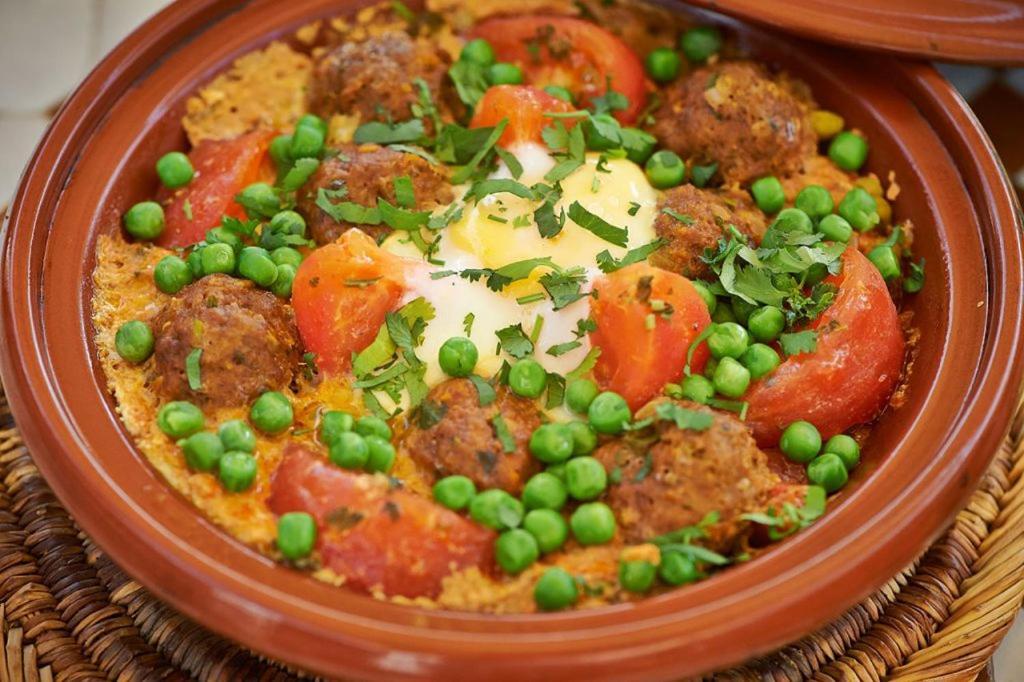Hotel Choumis Haj Messaoud العرائش المظهر الخارجي الصورة